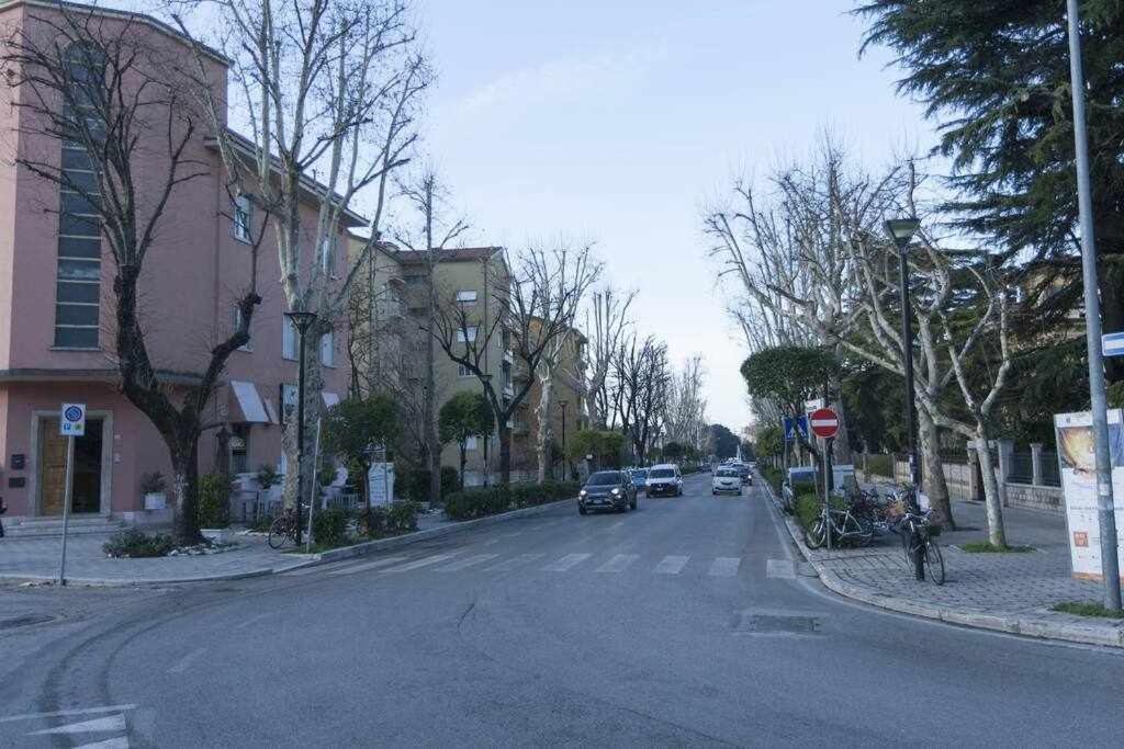 Ospitaci Appartamenti Viale Mezzetti Foligno Ngoại thất bức ảnh